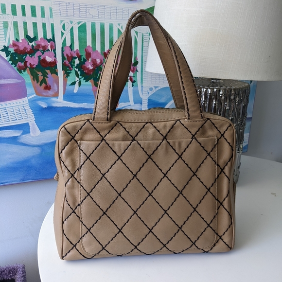 Chanel vintage Surpique handbag - Picture 5 of 17